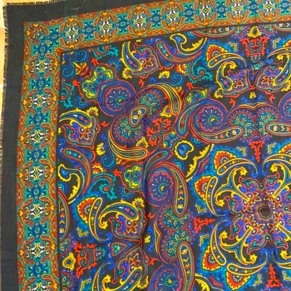 New Women’s Burdines Sunshine Fashions Italian Made Polyester Scarf/Pashmina - Picture 6 of 9